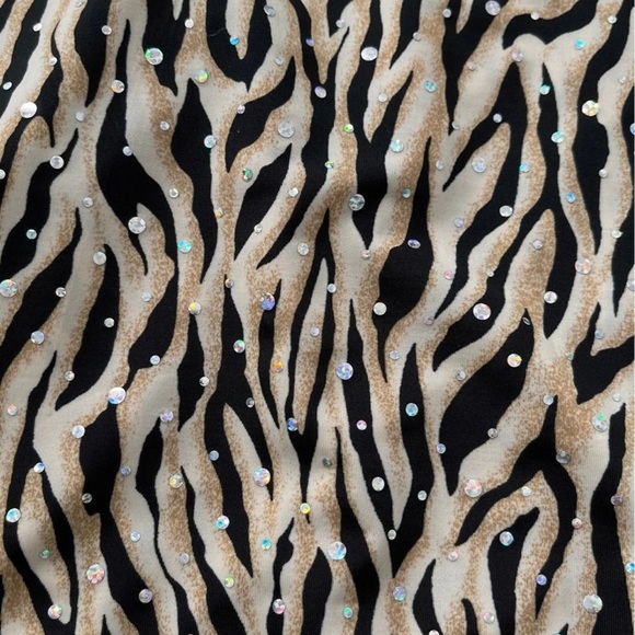 Semi sheer animal print top - Picture 5 of 5